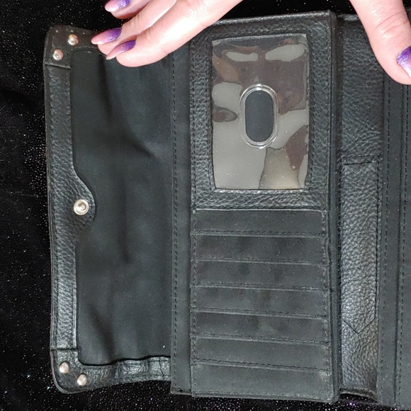 Sophia Caperelli Large Wallet - Picture 12 of 15